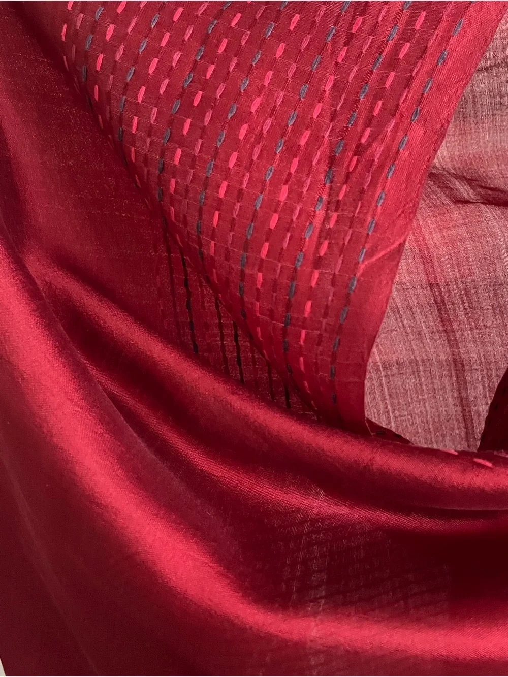 FabIndia Style Handwoven 100% Silk Kantha Hand Embroidered Wrap Stole Red 74